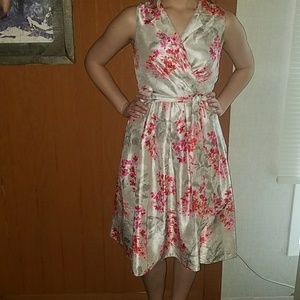 Floral Sleevless Dress